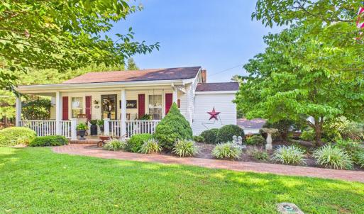 Photo #3 of 471 Main St, Dillwyn, VA 1.0 acres