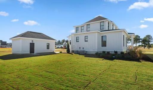Large Rear Yard