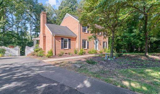 Photo #3 of 1710 PRICE DR, Farmville, VA 1.2 acres