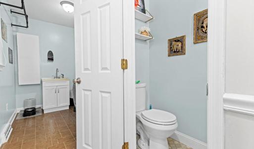Photo #33 of 1710 PRICE DR, Farmville, VA 1.2 acres