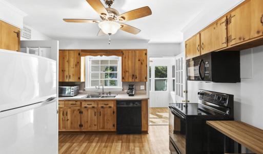 Photo #20 of 1405 Lee Dr, Farmville, VA 0.3 acres
