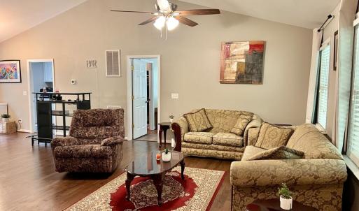 Photo #2 of 9880 Knobs Hill Ln, Amelia, VA 1.4 acres