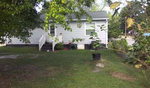 Photo #2 of 108 EPES ST, Blackstone, VA 0.3 acres