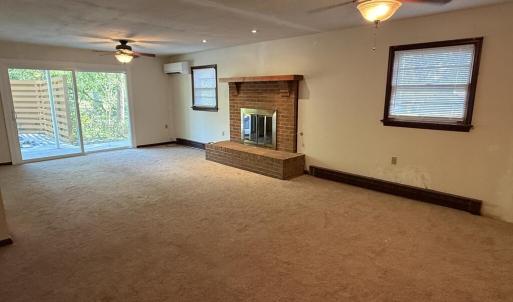 Photo #13 of 802 Bizzarre, Farmville, VA 0.7 acres