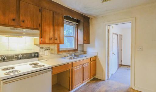 Photo #8 of 217 Woodrow Ave, Farmville, VA 0.2 acres