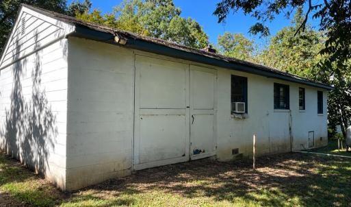 Photo #5 of 6601 Wentworth St, Chesterfield, VA 0.5 acres