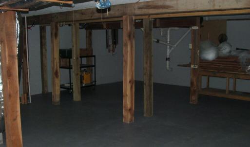 Basement (unfinished)