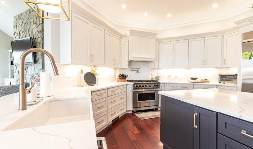 New Cabinets, Quartz Countertops