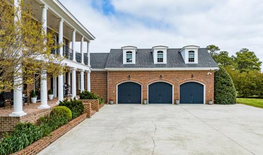 3 Car Garage