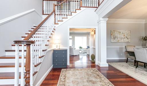 Foyer/Entry