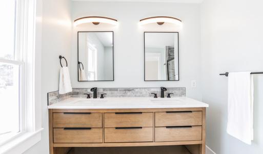 Double sink vanity