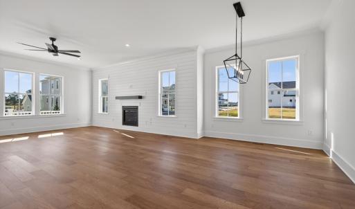 Photo #10 of 306 BAYSIDE AVENUE, CAPE CHARLES, VA 0.1 acres