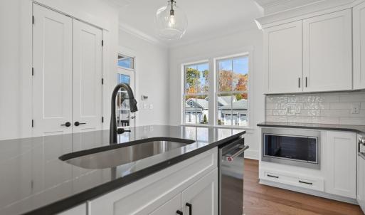 Photo #12 of 306 BAYSIDE AVENUE, CAPE CHARLES, VA 0.1 acres