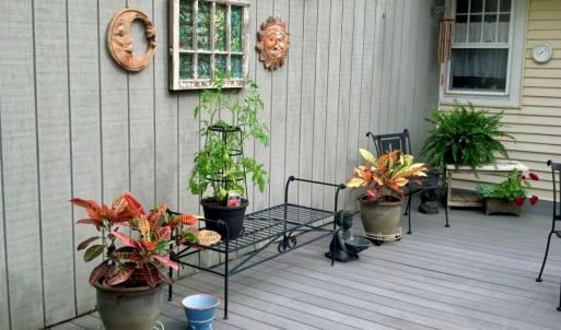 12 x 25 deck off living/dining area