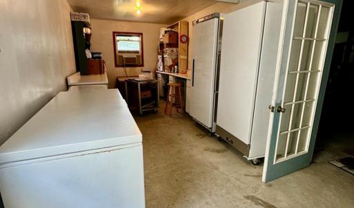 Garage work room
