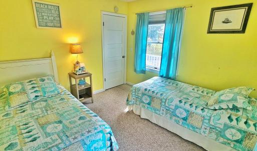 Photo #21 of 5504 AMRIEN DR, CHINCOTEAGUE, VA 0.3 acres