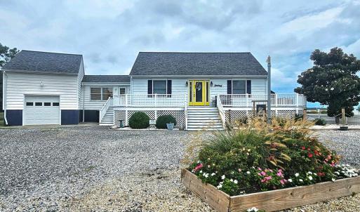 Photo #4 of 5504 AMRIEN DR, CHINCOTEAGUE, VA 0.3 acres