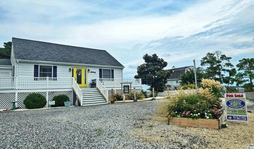 Photo #5 of 5504 AMRIEN DR, CHINCOTEAGUE, VA 0.3 acres