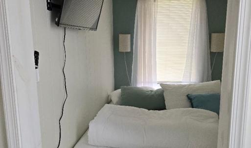 Photo #6 of 16246 MAIN RIDGE RD, TANGIER, VA 0.2 acres