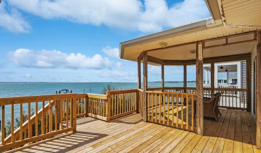 Large new deck off of living room