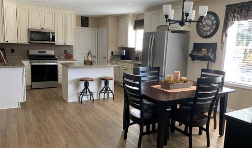 Dining room/kitchen