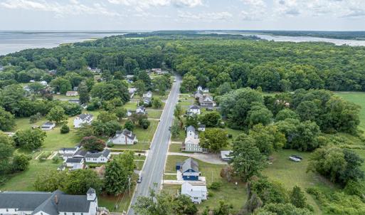 Photo #16 of 35486 UPSHUR NECK RD, QUINBY, VA 0.6 acres
