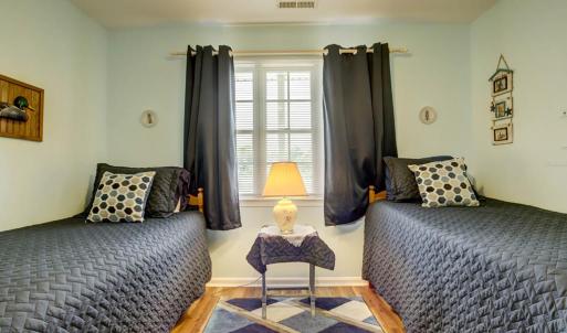 Photo #34 of 7622 EAST SIDE RD, CHINCOTEAGUE, VA