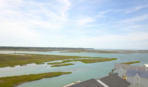 Photo #9 of 7622 EAST SIDE RD, CHINCOTEAGUE, VA