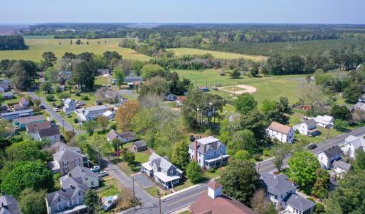 Photo #3 of 24 MAIN ST, WACHAPREAGUE, VA 0.5 acres