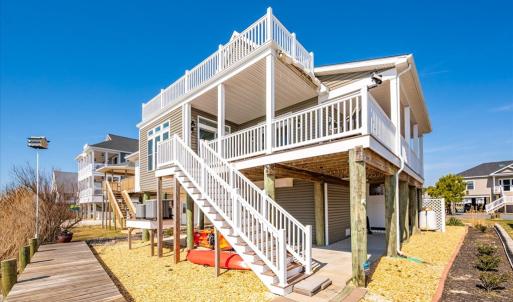 Photo #2 of 37430 BAYSIDE DR, GREENBACKVILLE, VA 0.2 acres