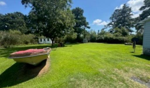 Photo #10 of 8108 BAILEYS LN, CHINCOTEAGUE, VA 0.8 acres