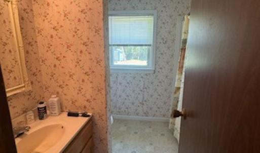 Photo #9 of 8108 BAILEYS LN, CHINCOTEAGUE, VA 0.8 acres