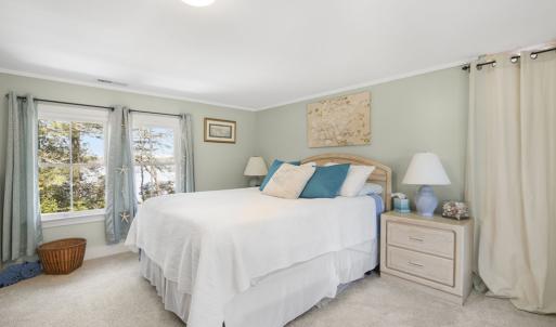 2nd floor bedroom
