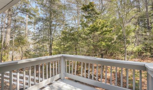 2nd floor Deck