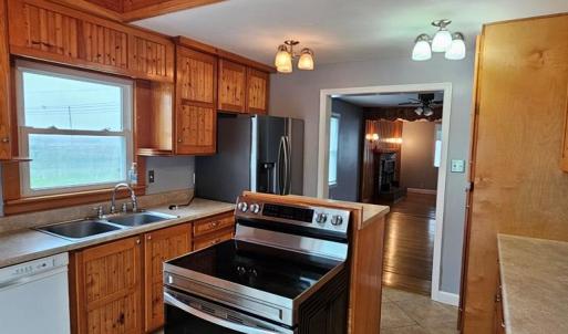 KITCHEN-1