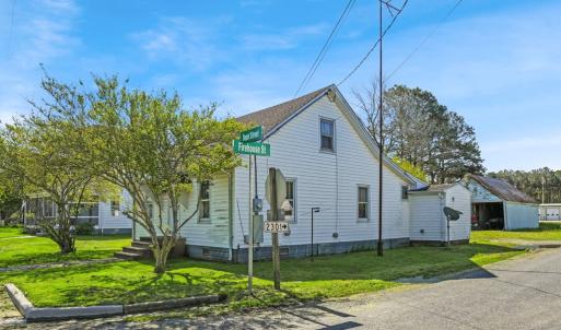 Photo #4 of 30600 DEPOT ST, NEW CHURCH, VA 0.5 acres