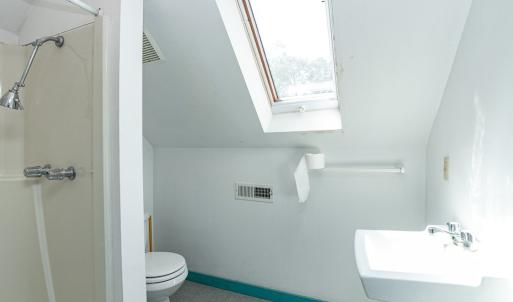 Bonus Room Bathroom