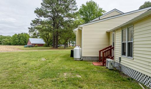 Photo #10 of 19041 PLANTATION RD, ONANCOCK, VA 0.8 acres