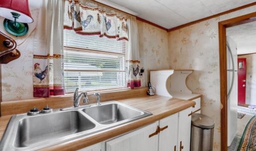 Photo #15 of 25051 GUILFORD RD, BLOXOM, VA 1.0 acres