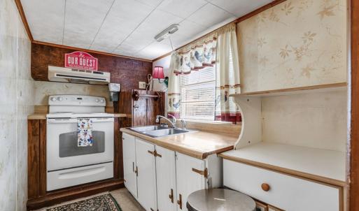 Photo #16 of 25051 GUILFORD RD, BLOXOM, VA 1.0 acres