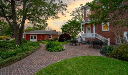 Photo #17 of 306 BAY AVE, CAPE CHARLES, VA 0.5 acres