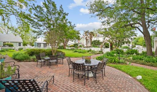 Photo #20 of 306 BAY AVE, CAPE CHARLES, VA 0.5 acres
