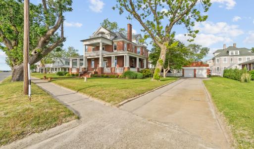 Photo #3 of 306 BAY AVE, CAPE CHARLES, VA 0.5 acres