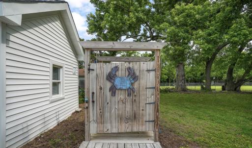Outdoor shower
