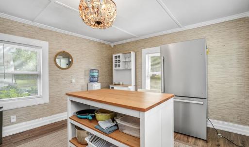 Kitchen, Grasscloth wall coverings