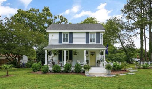 23345 Fairview Road, Cape Charles, Front yard with beautiful landscaping