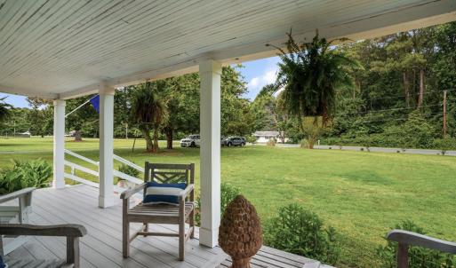 Open Front Porch, Views of the front yard