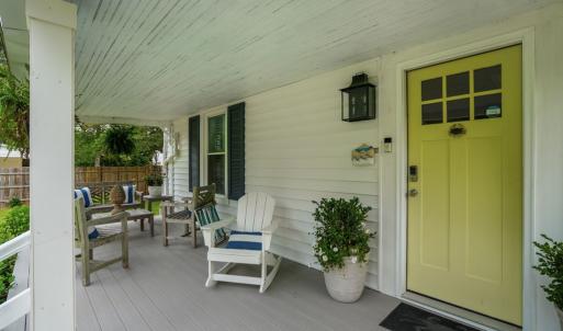 Open Font Porch, Composite decking for easy care