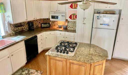 Photo #32 of 3250 COLONA ST, CHINCOTEAGUE, VA 0.7 acres