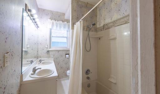 Photo #22 of 205 MONROE AVE, CAPE CHARLES, VA 40.0 acres